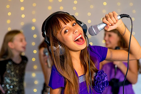 辽阳ktv订房商务ktv与片场区别解析-宏伟区ktv订房